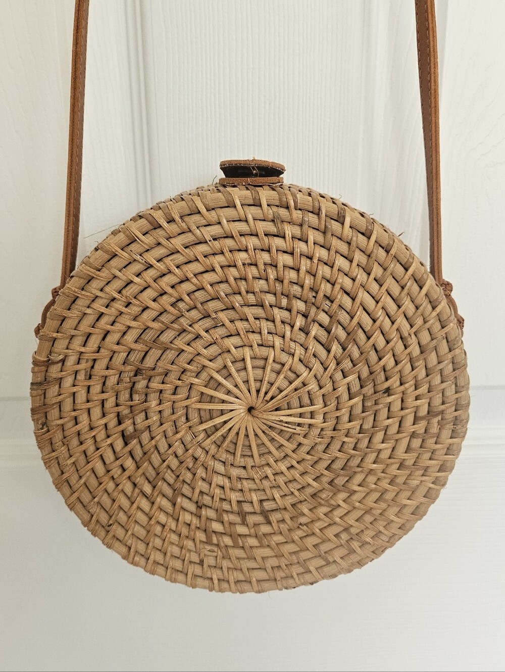 Round Rattan Handbag - Picture 6 of 6